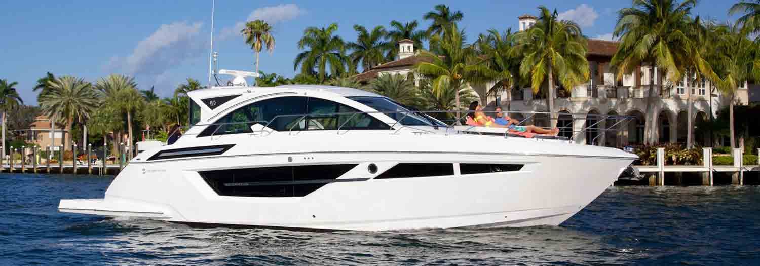 Cruisers Yachts 50